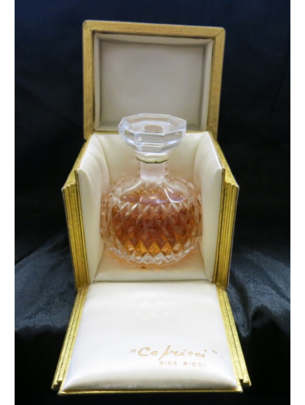 Vintage Capricci Nina Ricci Perfume 1.5 fl oz Sealed Lalique Bottle